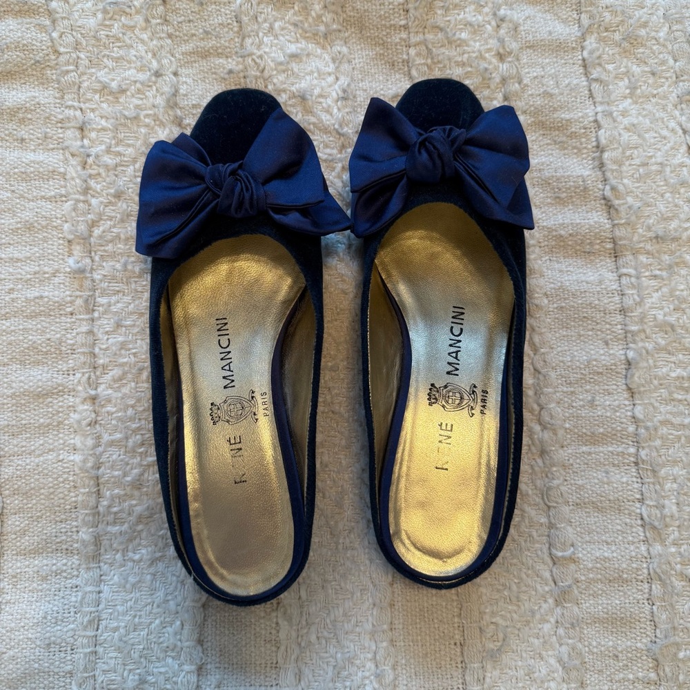 Rene Mancini Dark Blue Flats with Bow Accent